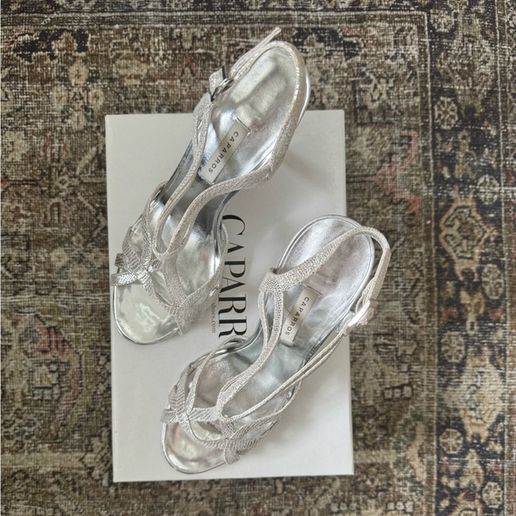 Caparros Silver Heels - Picture 2 of 6